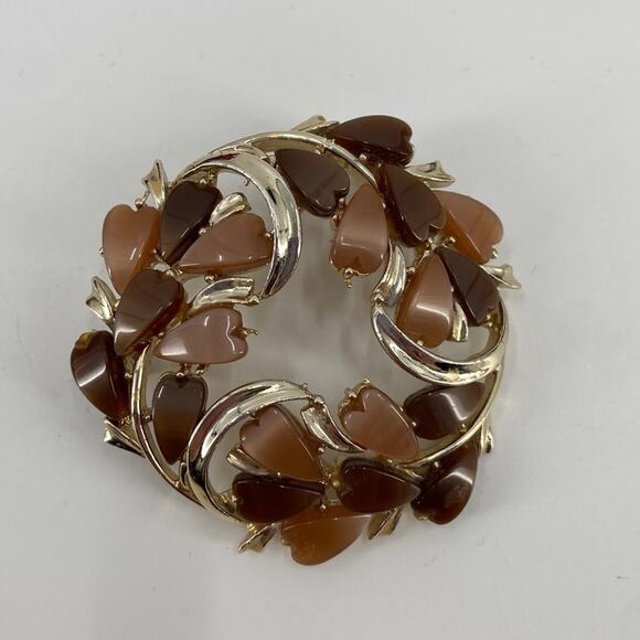 Vintage brown and gold garland brooch - Picture 1 of 4